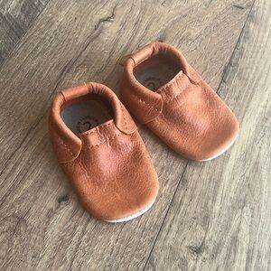 Leather Minimoc baby shoes (size 2)
